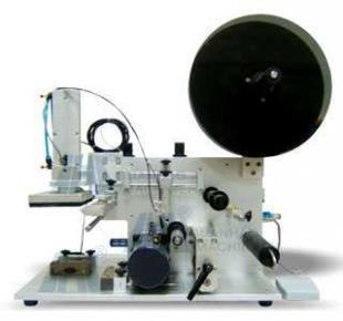 半自动方瓶贴标机 食品行业的效率与精度之选